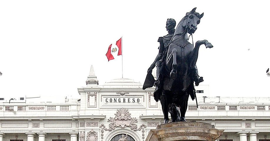 praca-do-libertador:-o-historico-espaco-em-lima-deturpado-pelo-congresso-do-peru
