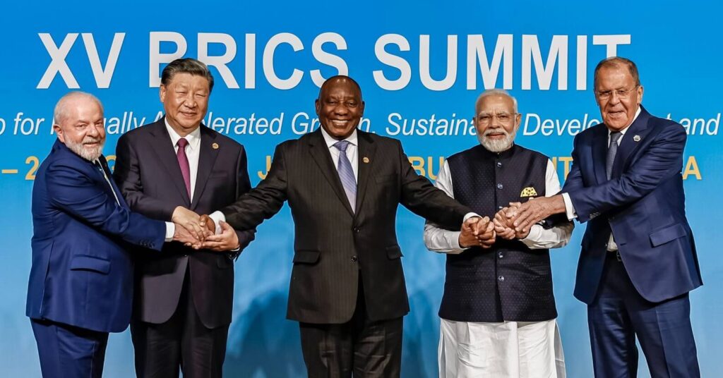 brics-resiste-as-tarifas-de-trump-gracas-a-geopolitica-economica-mais-forte-e-solidaria