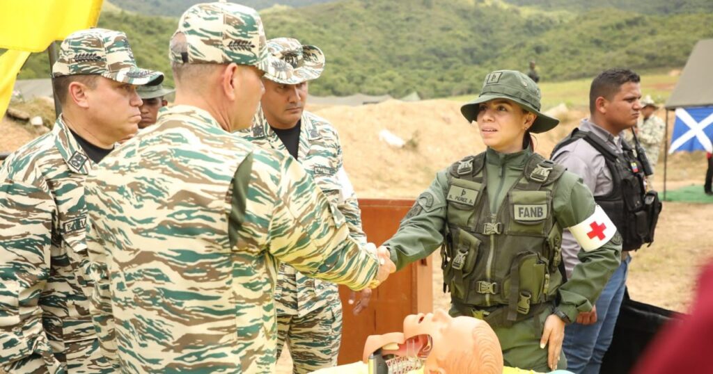 apos-nbc-noticiar-que-eua-planejam-atacar-venezuela-com-drones,-maduro-decreta-estado-de-excecao