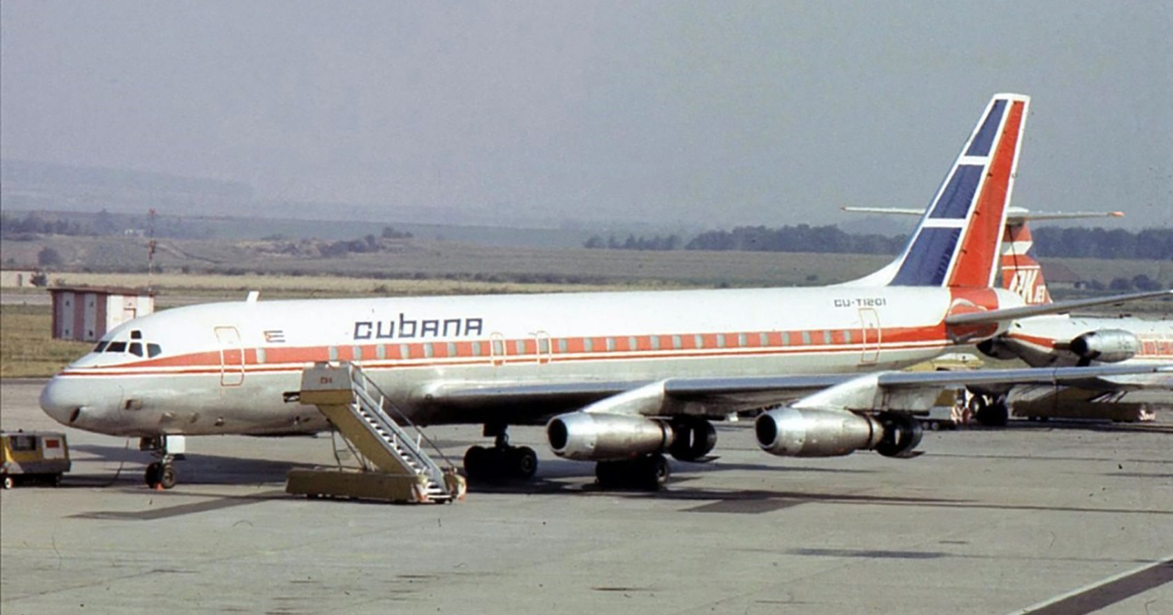 “explosao-na-cabine…-fogo-a-bordo”:-ha-49-anos,-atentado-da-cia-a-aviao-de-cuba-matava-73-pessoas