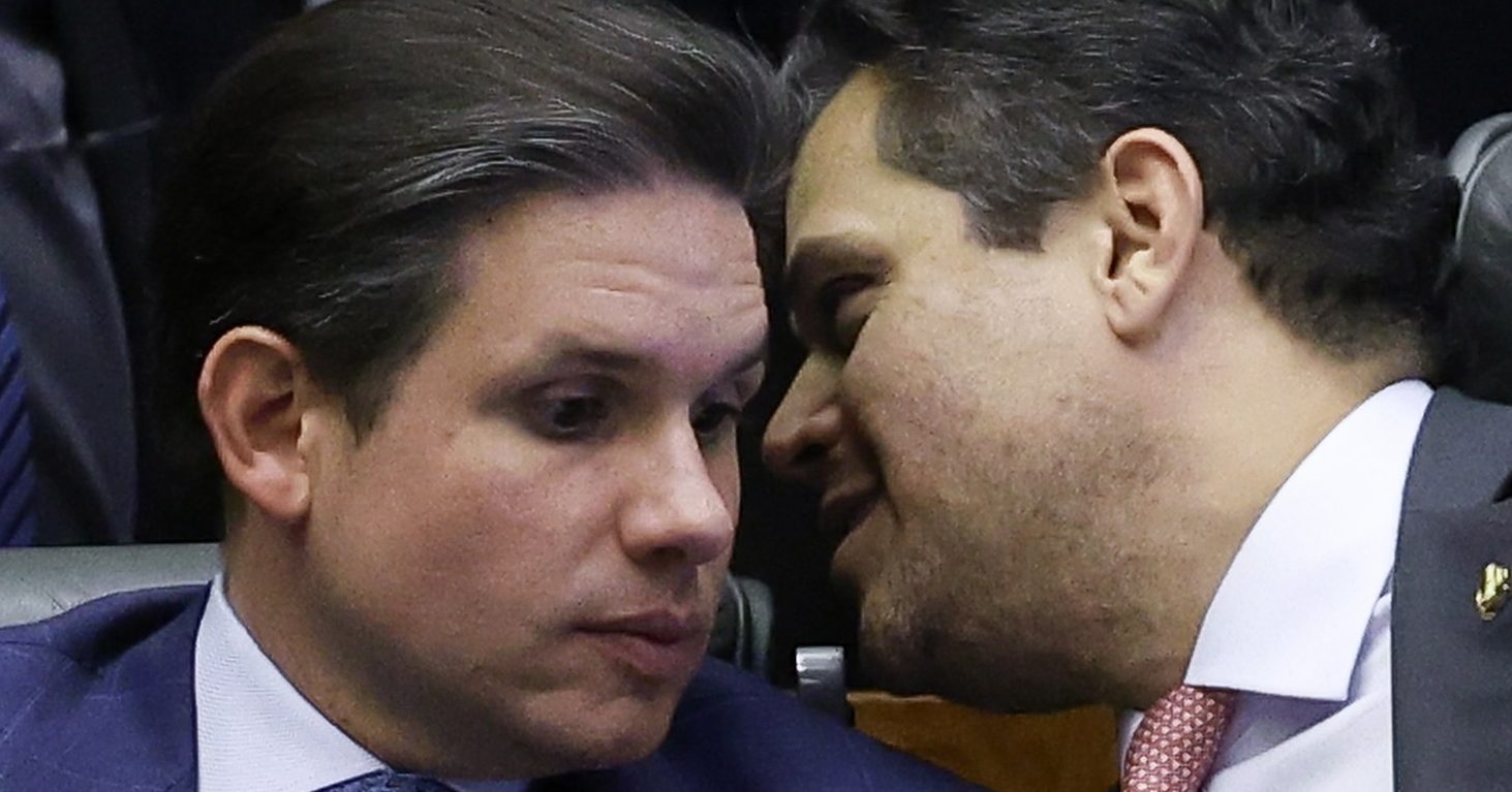 cannabrava-|-conflito-entre-os-poderes-paralisa-o-pais