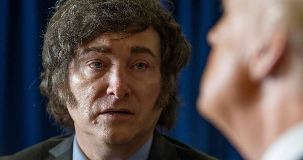 parvo-e-vassalo-do-imperio,-milei-parece-ignorar-que-“ser-amigo-dos-eua-e-fatal”