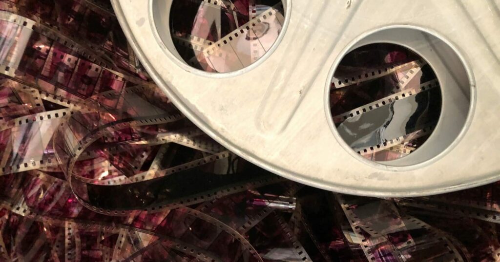 refletir,-libertar,-oprimir:-o-cinema-como-arena-de-disputa-por-sentidos