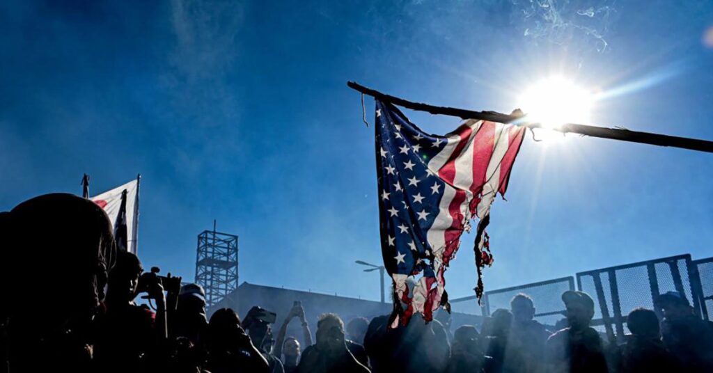 saiba-quantas-leis-internacionais-os-eua-violaram-ao-invadir-a-venezuela-e-sequestrar-maduro