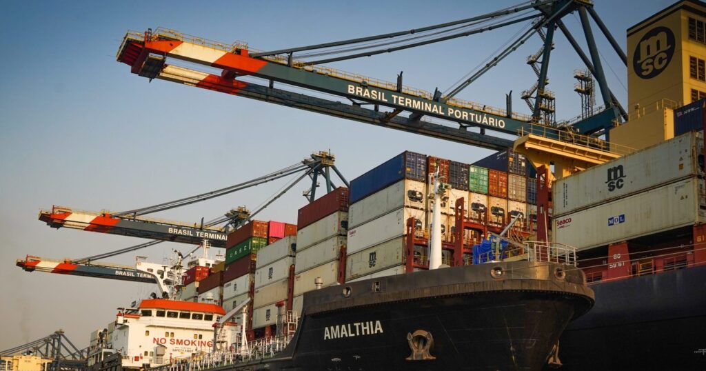 cannabrava-|-superavit-comercial-e-deficit-externo:-a-conta-da-desnacionalizacao