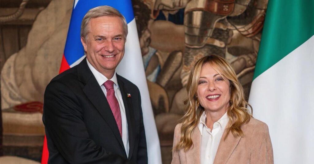 chile:-o-que-tour-internacional-pre-presidencia-revela-sobre-futuro-governo-de-kast