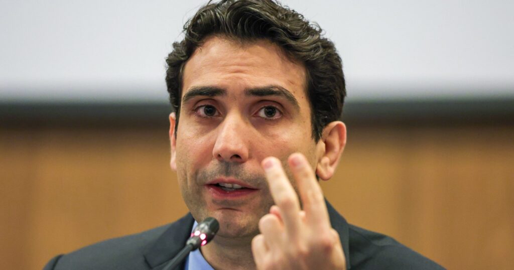 cannabrava-|-juros,-guerra-e-a-conta-que-recai-sobre-os-povos