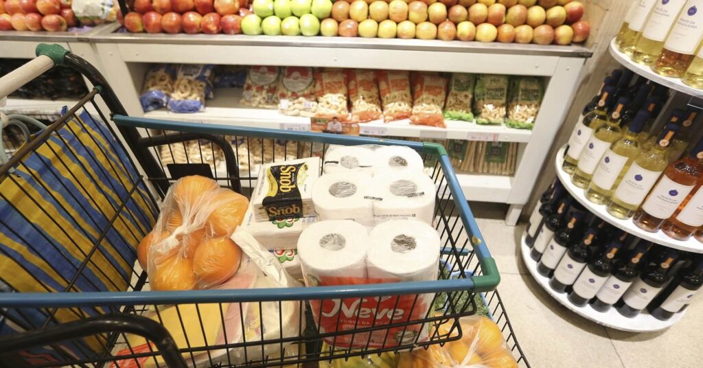 renda,-custo-de-vida-e-divida:-quando-o-dinheiro-nao-chega-ao-final-do-mes