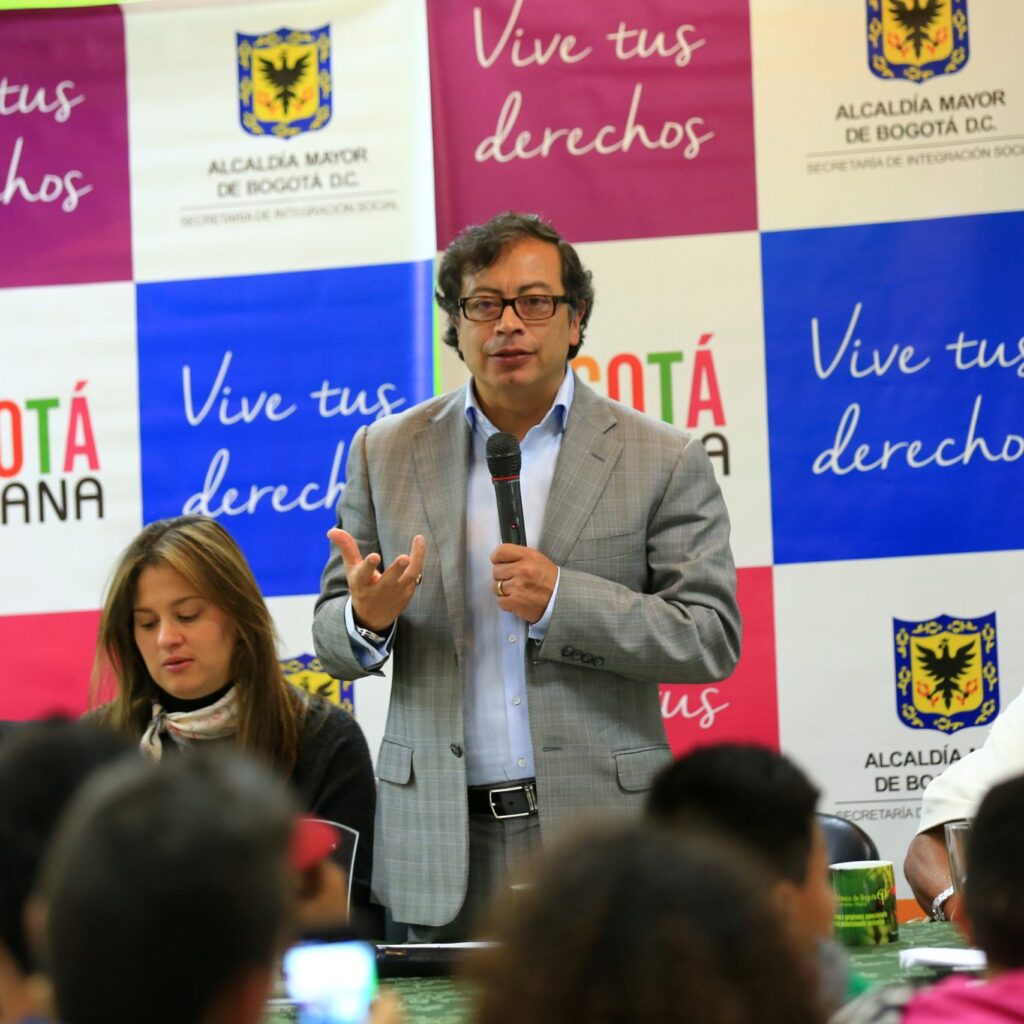 colombia:-a-jogada-de-gustavo-petro-para-fortalecer-a-esquerda-no-31-de-maio
