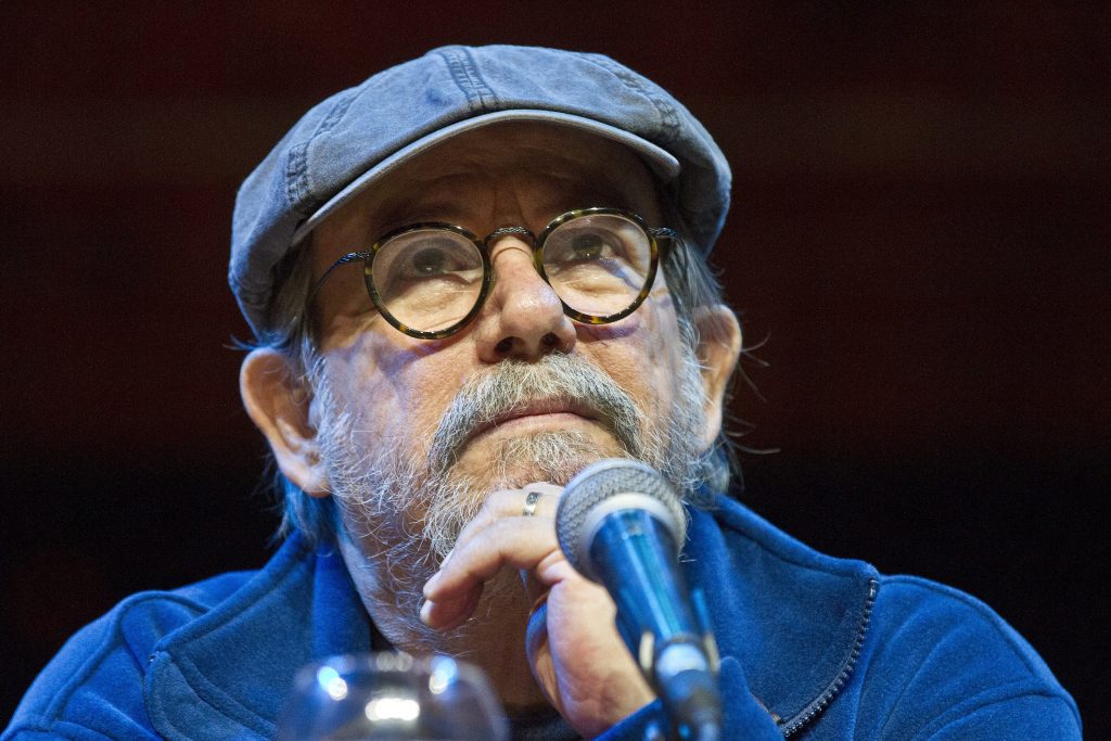silvio-rodriguez:-“a-arte-e-liberdade,-e-se-nao-ha-liberdade-nao-vale-a-pena”