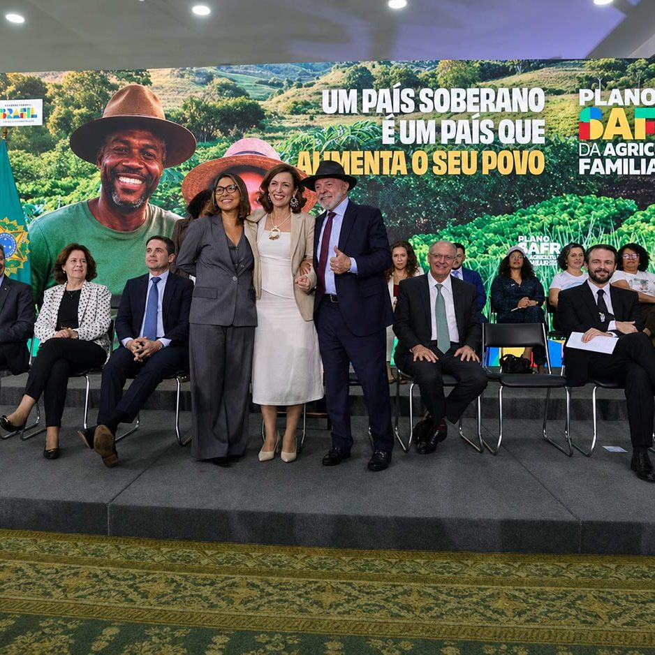plano-safra-recorde-mira-safra-historica-com-r$-525,1-bilhoes-em-financiamento
